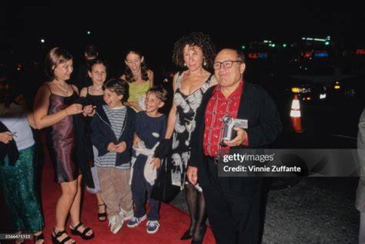 Danny Devito with family image Danny Devito with family image