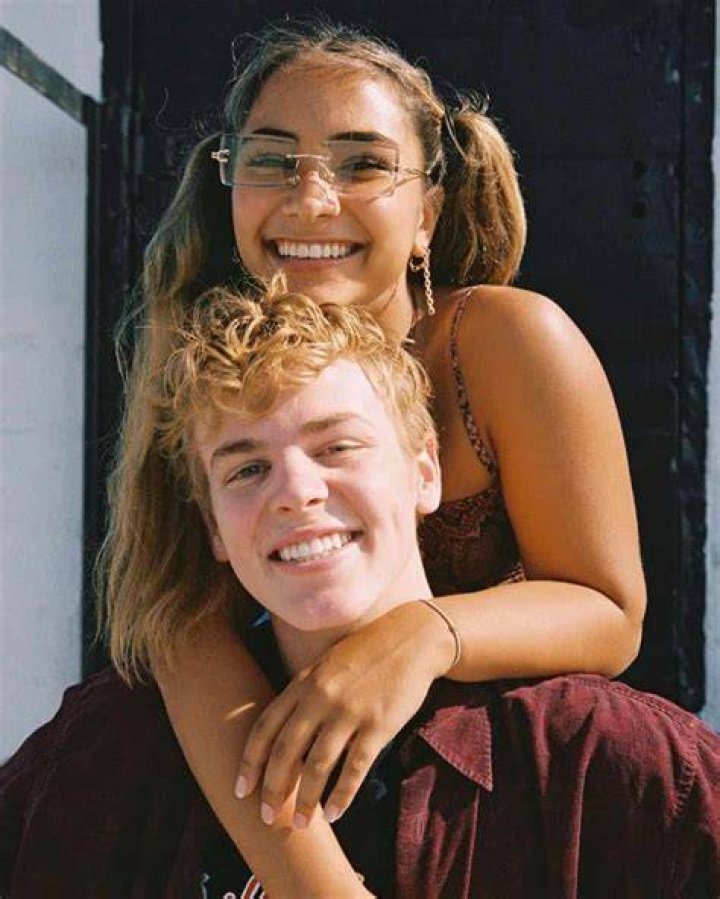 Jack Wright and Sienna Gomez Jack Wright and Sienna Gomez